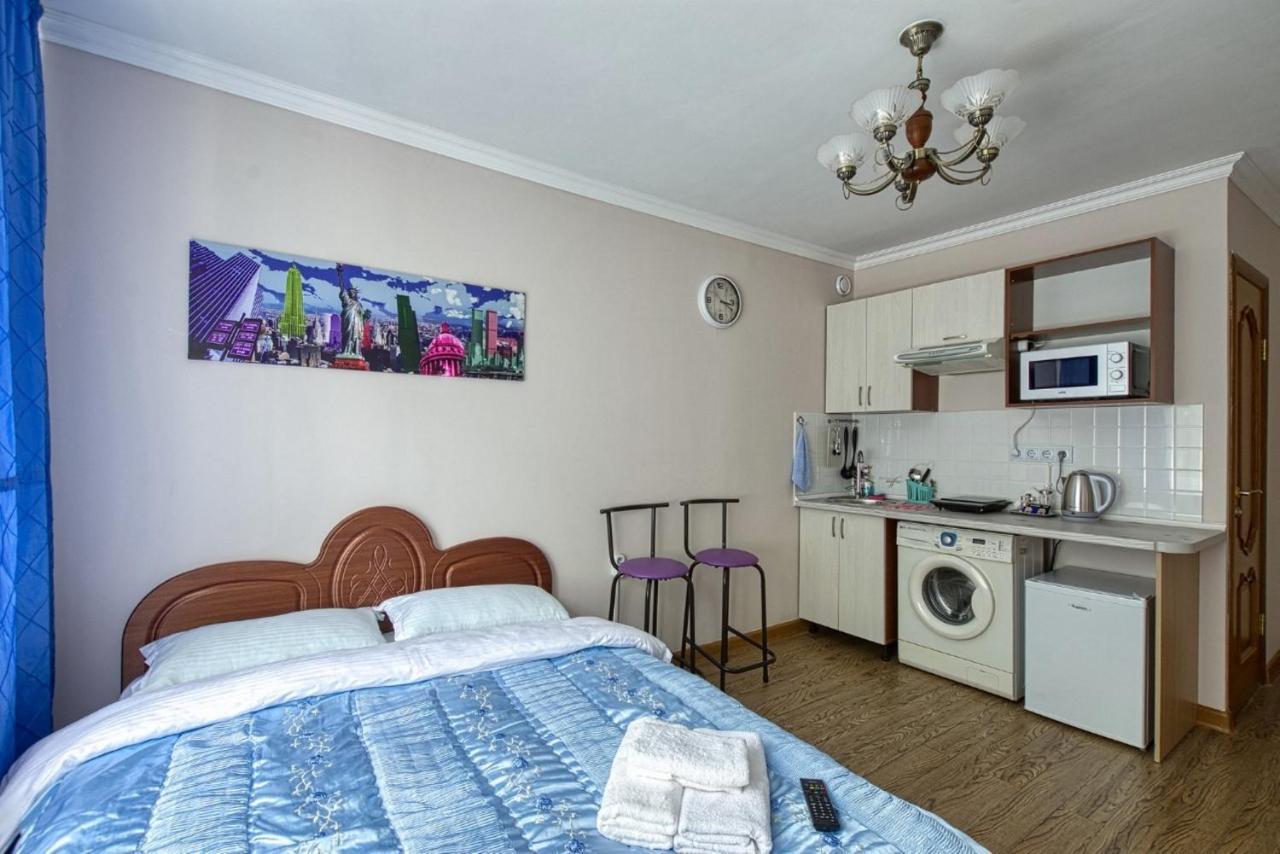 Апартаменты На Улице Клочкова, 128 Almaty Exterior foto